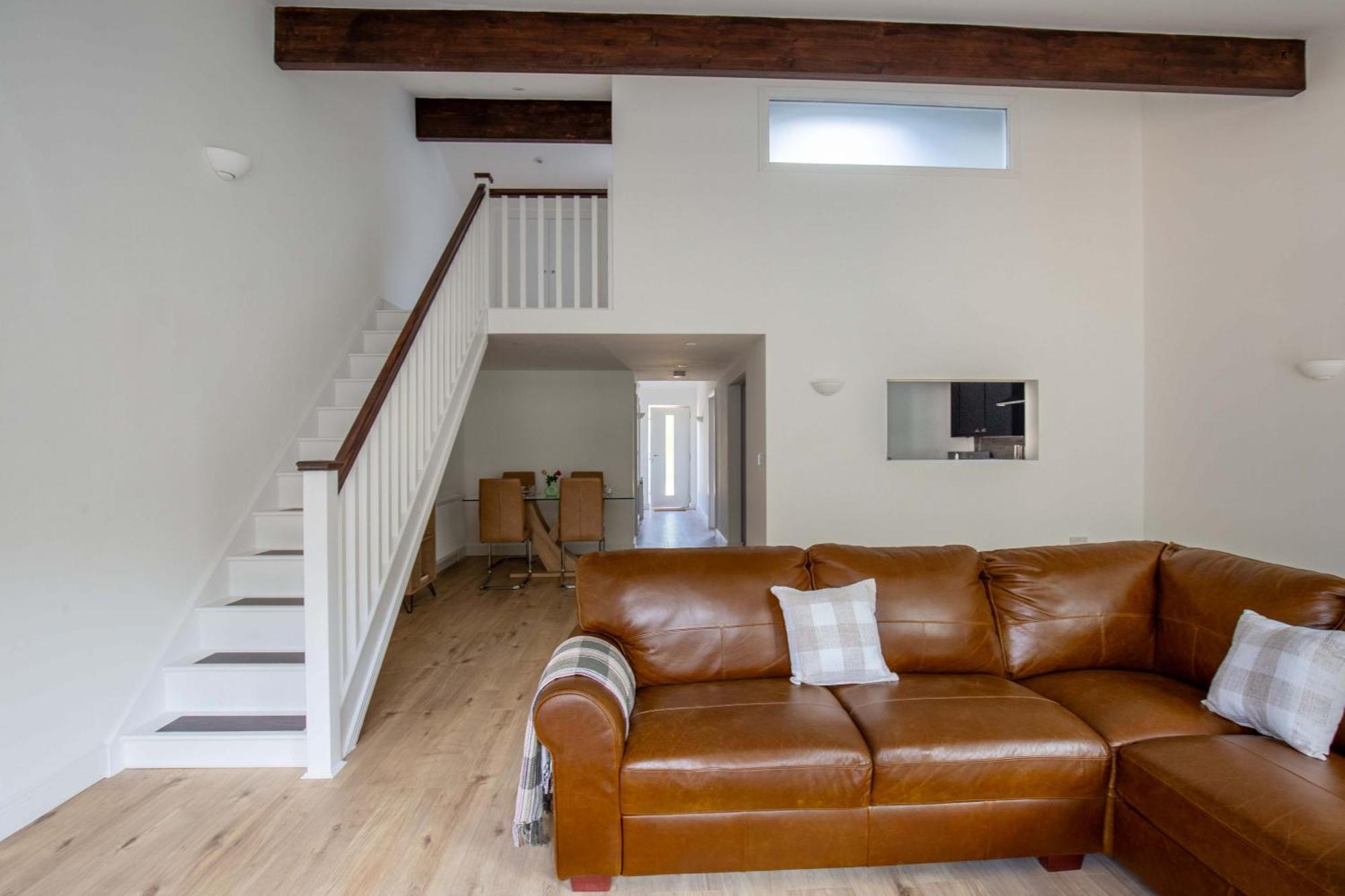 Ascot Cottage 赛伦塞斯特 外观 照片